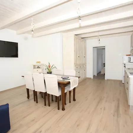 Capri 53 Feriehus Àrbatax